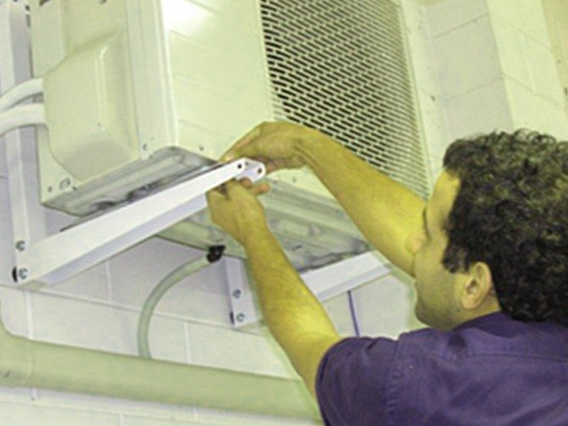 Instaladores de aire acondicionado urgentes en Bonrepós y Mirambell - Valencia 